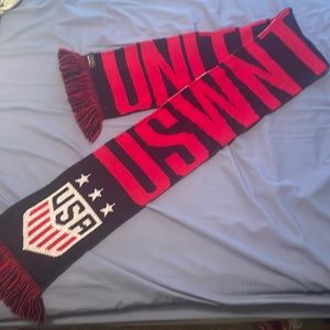 USWNT scarf
